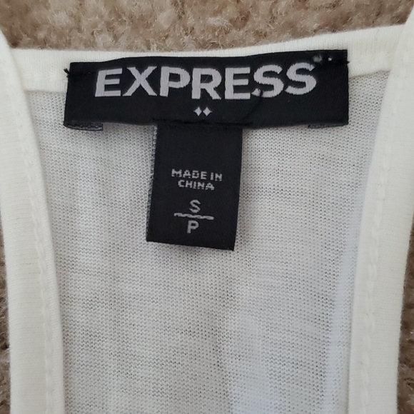 Fun top - Picture 3 of 3